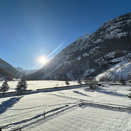 Panorama Apartment For 2 Near Zermatt With Parking! Täsch Eksteriør bilde